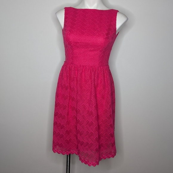 Trina Turk Pink Lace Sleeveless Knee Length Fit & Flare Dress 0 - Picture 1 of 8